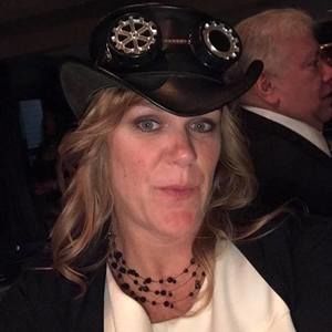 Meet your Posher, Jodi